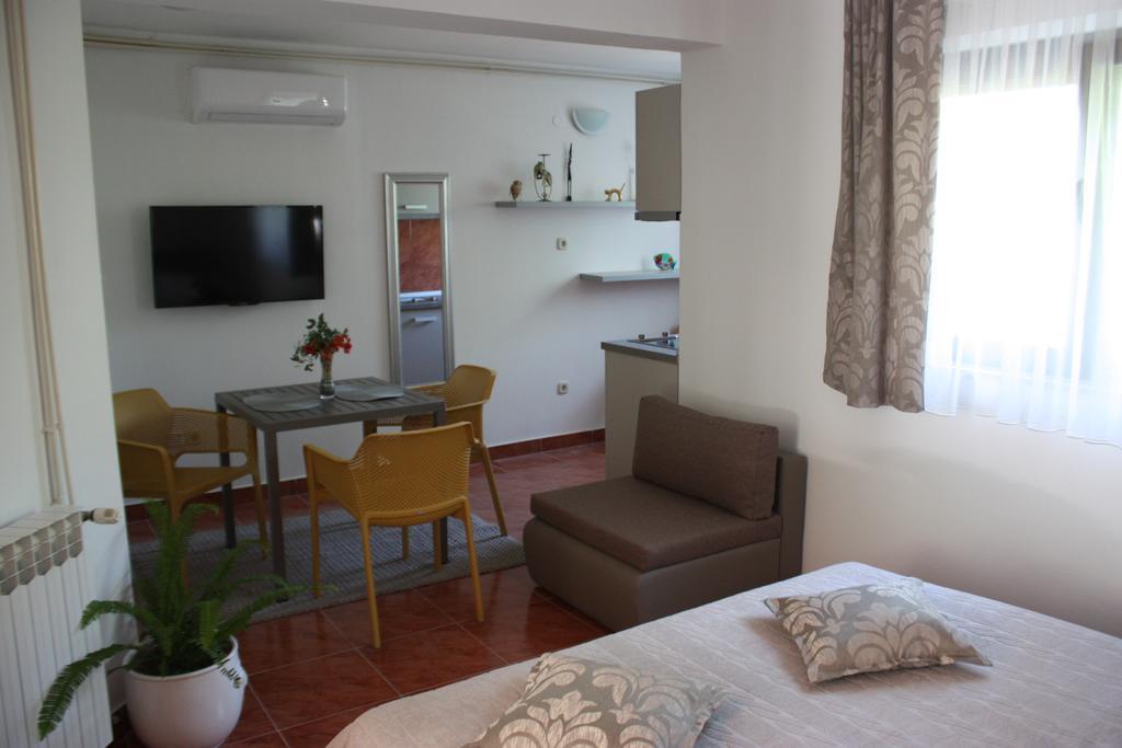 Apartman Ita Daire Kastela Dış mekan fotoğraf