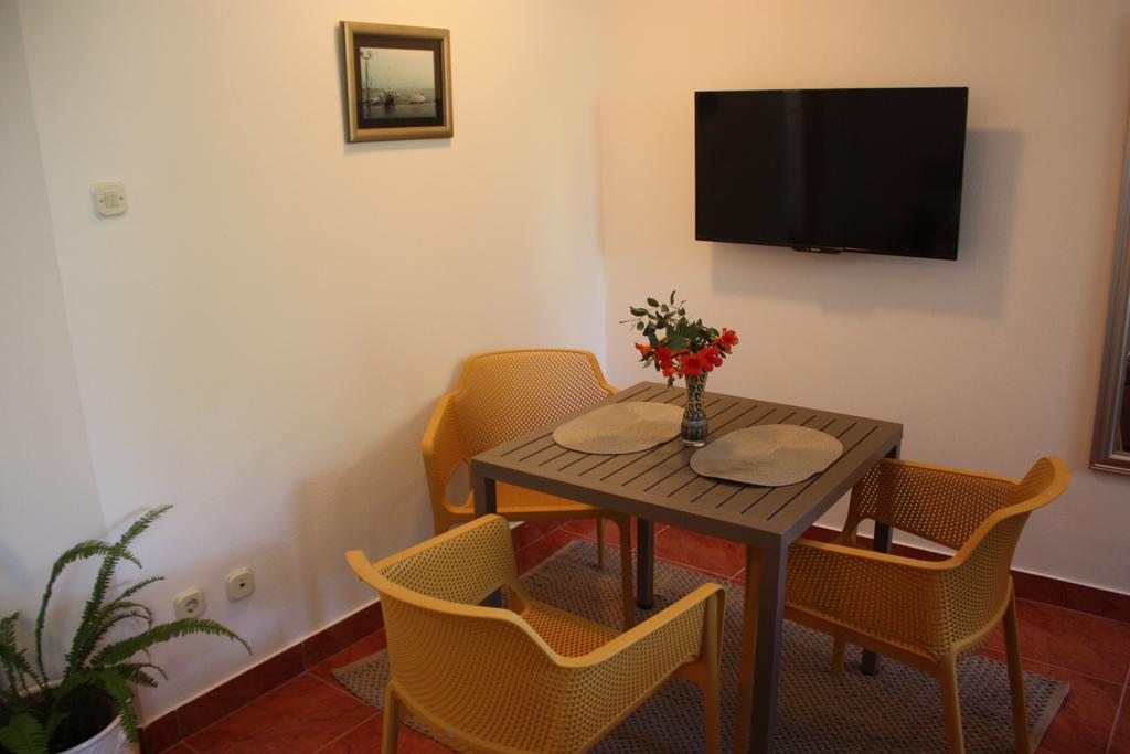 Apartman Ita Daire Kastela Dış mekan fotoğraf